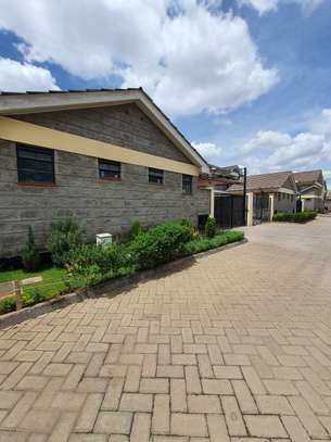 4 Bed Townhouse with En Suite at Syokimau Airport Road image 4