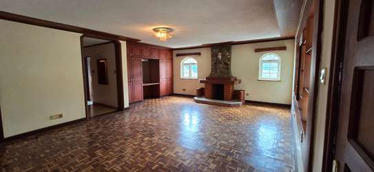 5 Bed House with En Suite at Gigiri Un Avenue image 14