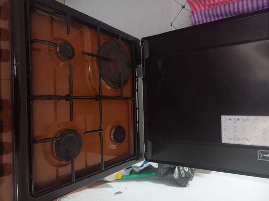 Quick Sale Lady Owned Cooker image 2