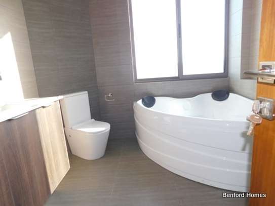 3 Bed Apartment with En Suite at Shanzu image 11
