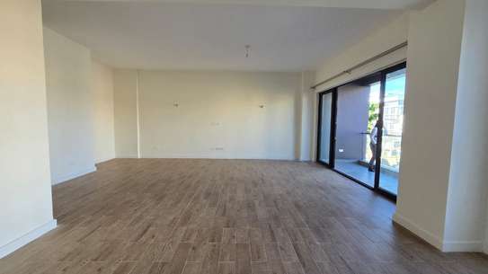 1 Bed Apartment with En Suite in Lavington image 13