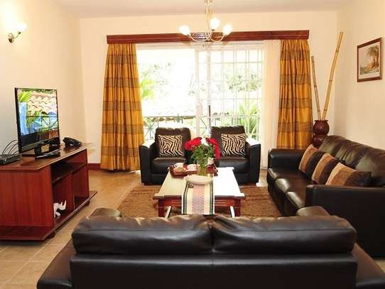 Serviced 1 Bed Apartment  at St.michaels Road image 4