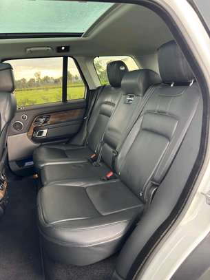 2019 range Rover Vogue se image 4