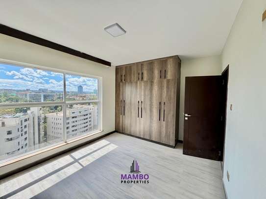 3 Bed Apartment with En Suite at Riverside Drive image 9