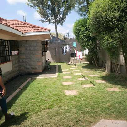 4-bedroom modern bungalow image 10