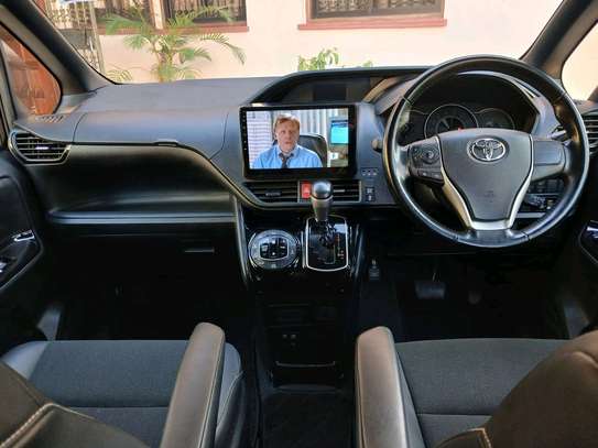 toyota noah wxb non hybrid new on offer image 9