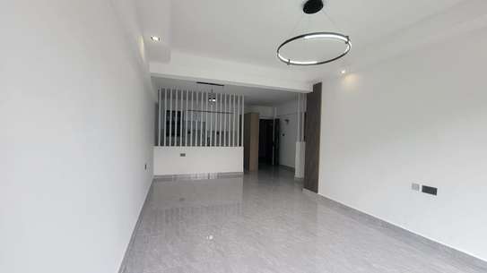 3 Bed Apartment with En Suite in Kilimani image 2