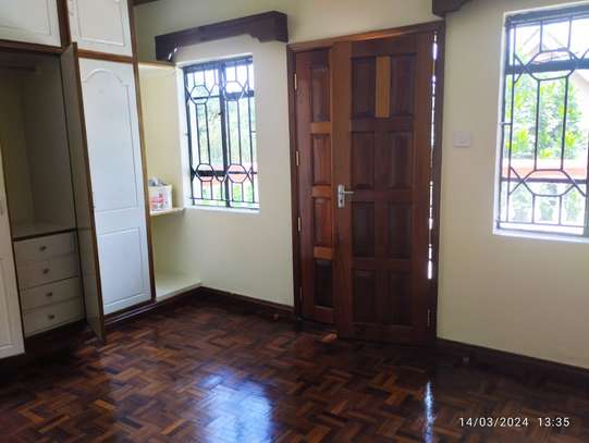 4 Bed House with Garden at New Kitisuru image 4