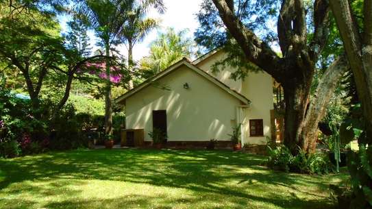 5 Bed Townhouse with En Suite at Off Old Muthaiga Road image 16