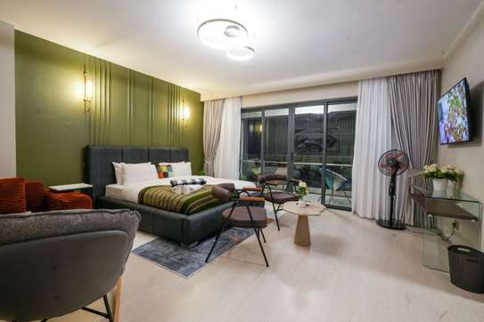 Serviced 5 Bed Apartment with En Suite at Ole Odume Road image 3