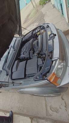 Land Rover Discovery 2008 image 2