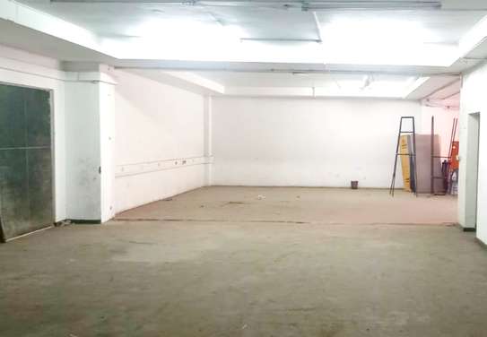 5,000 SqFt Warehouse To Let in Industrial Area. image 2