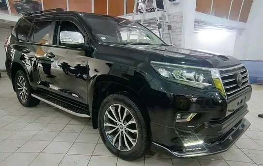 Toyota land Cruiser Prado TZ-G Black 4wd 2018 image 3