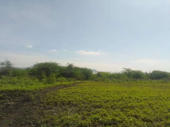 20 Acres Touching Masinga Dam Is Available For Sale image 2