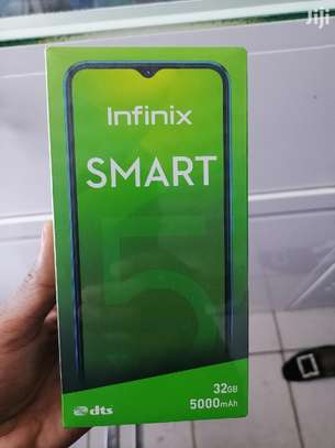 Infinix Smart 5, 32GB + 2GB RAM-EW image 1