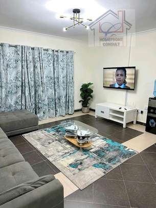 Lavishly furnished 2bedroomed apartment image 4