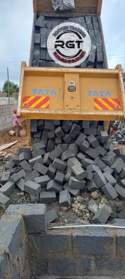HIGH QUALITY STONE,SAND AND BALLAST FOR SALE image 8