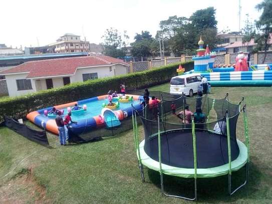 Play items  ; bouncing castles, trampolines, pool etc image 1
