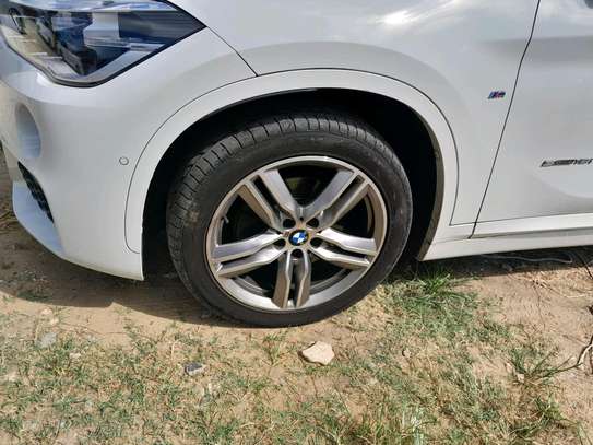 BMW X1 2017  white 4wd image 3