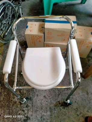 MOVABLE TOILET SEAT REMOVABLE BUCKET SALE PRICE KENYA image 2