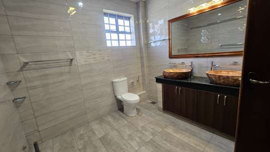 5 Bed House with En Suite in Runda image 19