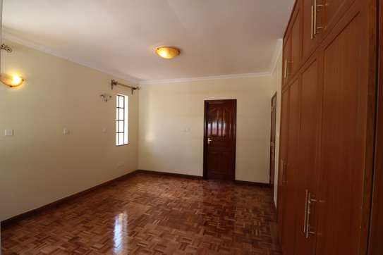 4 Bed Townhouse with En Suite at Chalbi Drive image 8