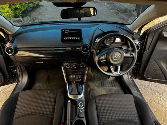 MAZDA DEMIO image 7
