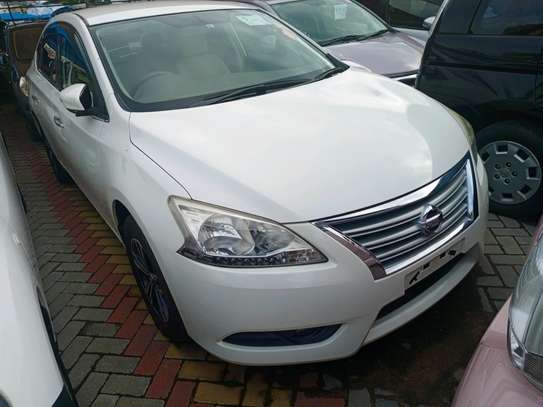 Nissan Syphy pearl white image 13