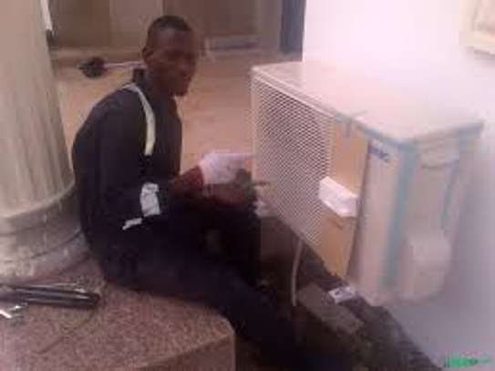 Nakuru Home repairs,painting,plumbing,electrical & carpentry image 2