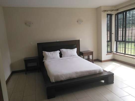 4 Bed House with En Suite in Runda image 13
