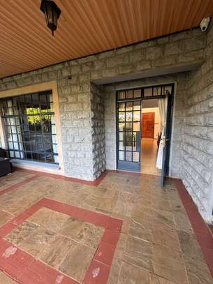 5 Bed Villa with En Suite at Karen image 2