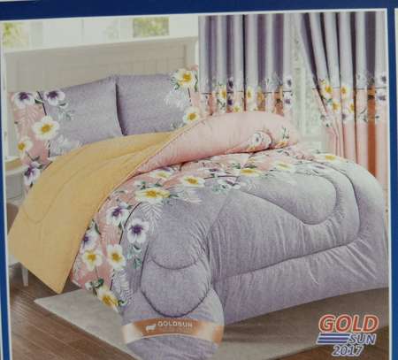 Woolen Duvet with matching curtain image 1