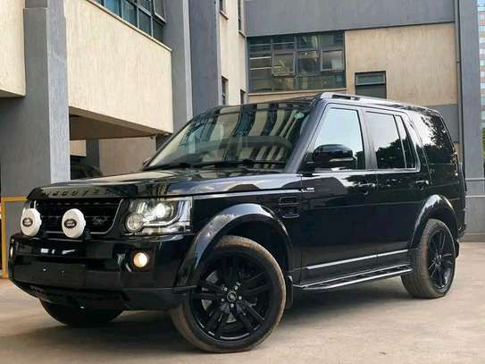 2016 Land Rover Discovery 4 image 2