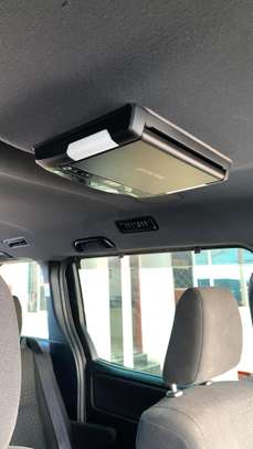 Toyota noah new image 7