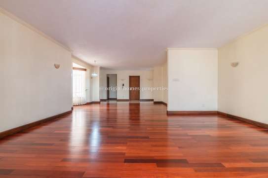 3 Bed Apartment with En Suite at Riverside Drive image 32