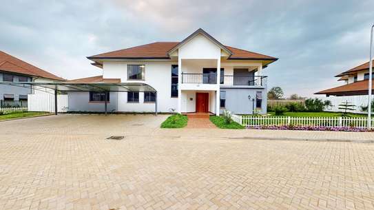 4 Bed House with En Suite at Runda image 2