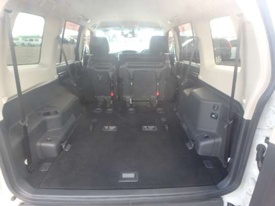 MITSUBISHI PAJERO image 5