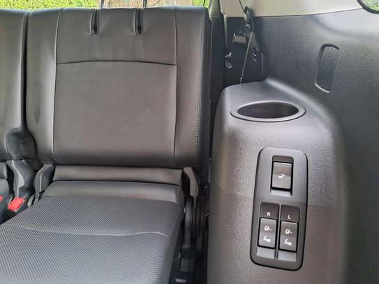 Toyota land Cruiser Prado TX petrol 2018 image 6