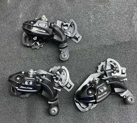 Shimano Tourney RD-TY300 6/7-Speed Rear Derailleur image 1