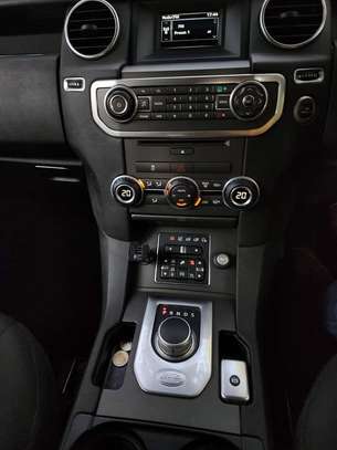 LAND ROVER DISCOVERY 4 image 12