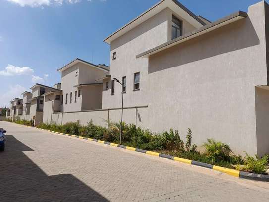 4 Bed Townhouse with En Suite in Syokimau image 23