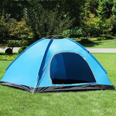 Roomy outdoor tents available for sale image 2