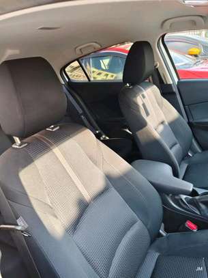 Mazda Axela hatchback 2018 image 4