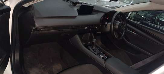 Mazda 3 Skyactive G (petrol) 2019 image 6
