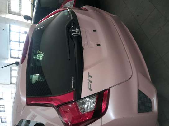 Honda Fit non -hybrid  pink 2016 image 9