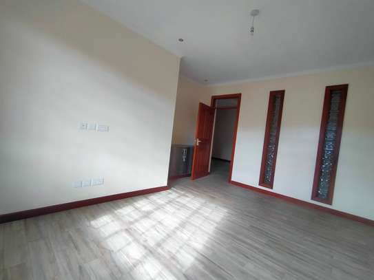 4 Bed House with En Suite in Thika Road image 36