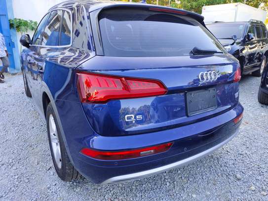 Audi Q5 Quattro blue 2017 image 11