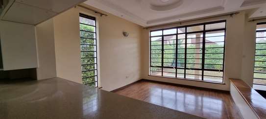 4 Bed Townhouse with En Suite at Off Kiambu Road image 10