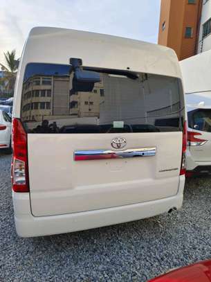 Toyota Hiace 9l manual diesel 2019 New shape image 13