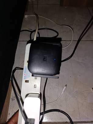 Mi WiFi Extender Pro R3 image 3